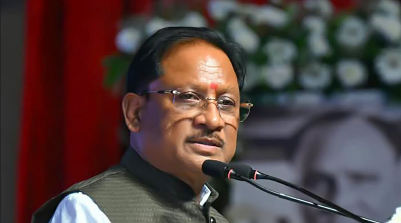 रायपुर: कीटनाशक भंडारण में नियमों की अनदेखी पर सख्ती, बालाजी कृषि केंद्र समेत 34 कंपनियों को नोटिस