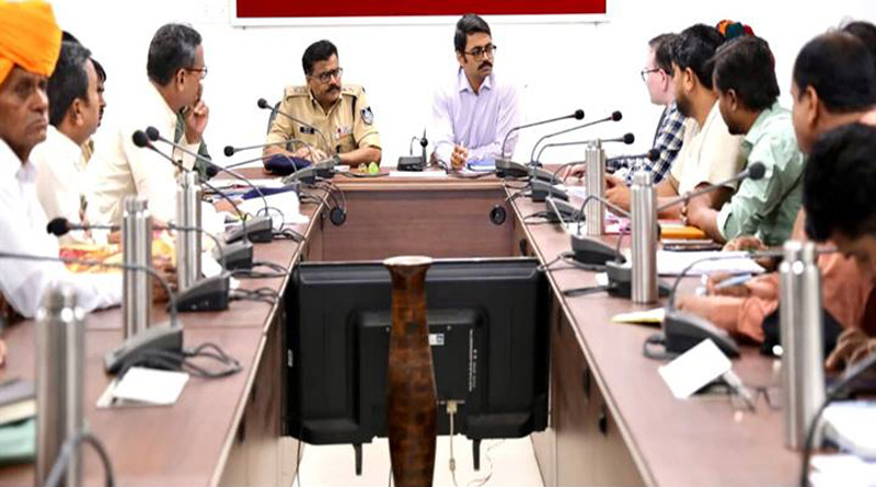 आगर मालवा : किसान संघ प्रतिनिधियों से कलेक्टर एवं एसपी ने किया संवाद