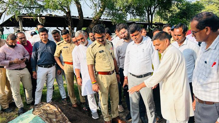 उज्जैन : कम वर्षा को देखते हुए रबी में कम पानी वाली फसलों को दें प्राथमिकता