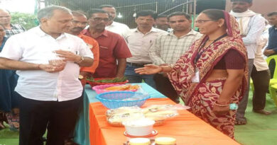 छिंदवाड़ा: टेमनी खुर्द पहुंचे कृषि विभाग के संचालक भार्गव, बायो रिसोर्स सेंटर का किया निरीक्षण