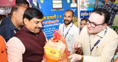 मुख्यमंत्री ने देखा ई विकास प्रणाली लाइव प्रदर्शन