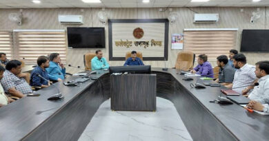 नकली खाद-बीज और पेस्टीसाइड विक्रेताओं पर कठोर कार्रवाई करें - कलेक्टर भिंड