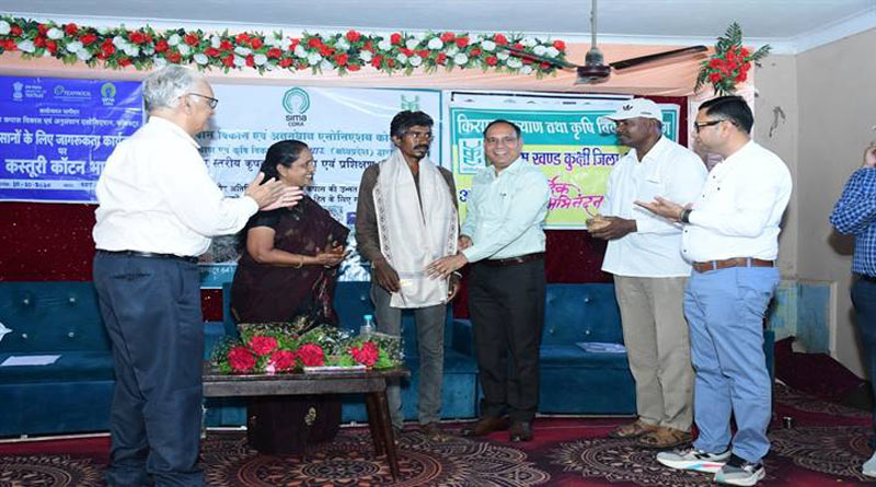 धार: विश्व कपास दिवस पर कुक्षी में कृषक प्रशिक्षण आयोजित