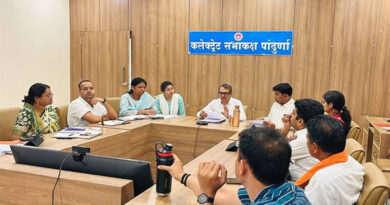 अल्प वर्षा की स्थिति में चना और सरसों की खेती पर दें विशेष ध्यान: पांढुर्णा कलेक्टर