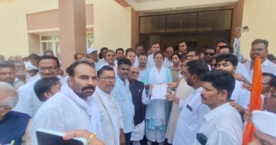 जिला कांग्रेस कमेटी पांढुर्ना ने राष्ट्रपति के नाम ज्ञापन सौंपा