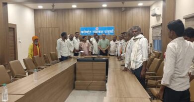 पांढुर्ना जिले को सूखाग्रस्त घोषित करने के लिए कलेक्टर से फिर मिले किसान