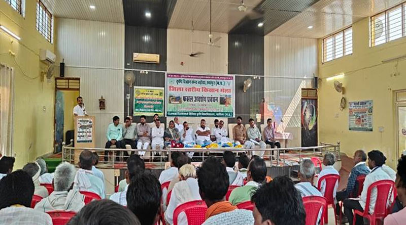 फसल अवशेष प्रबंधन पर श्योपुर में किसान मेला आयोजित, 150 किसानों को बीज का वितरण; कृषि यंत्रों की प्रदर्शनी भी लगी
