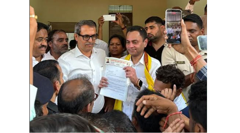 कांग्रेस ने पांढुर्ना को सूखाग्रस्त घोषित करने और भाजपा ने किसानों को राहत देने की मांग की